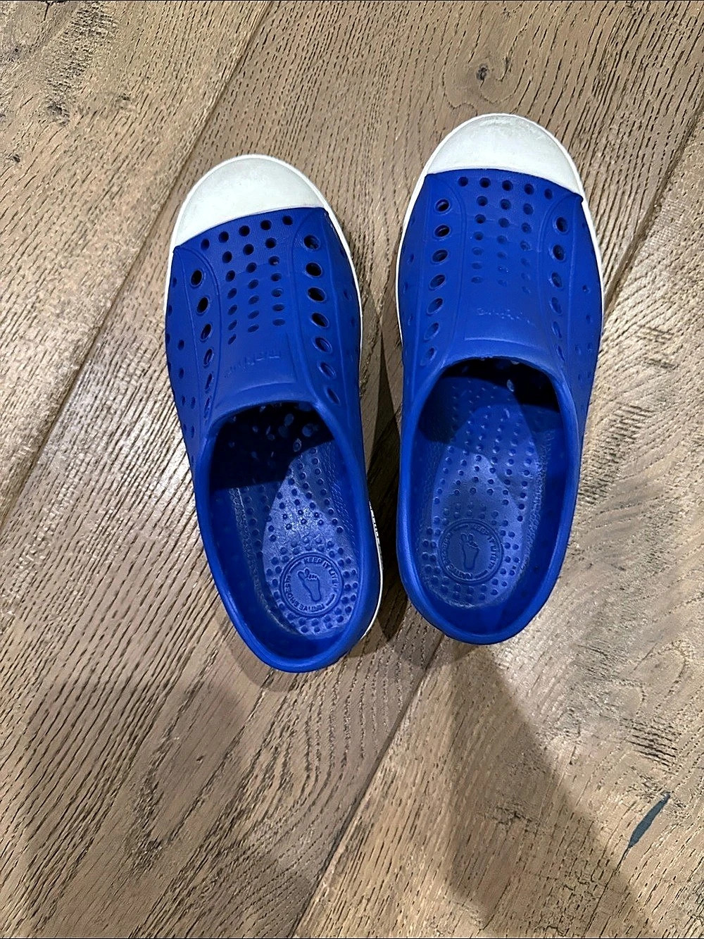 Native Kids Blue & White Slip-On Sandals